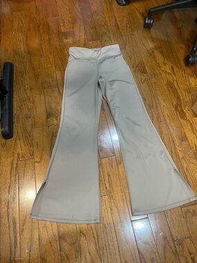 Aeropostale small petite flared athletic pant tan beige